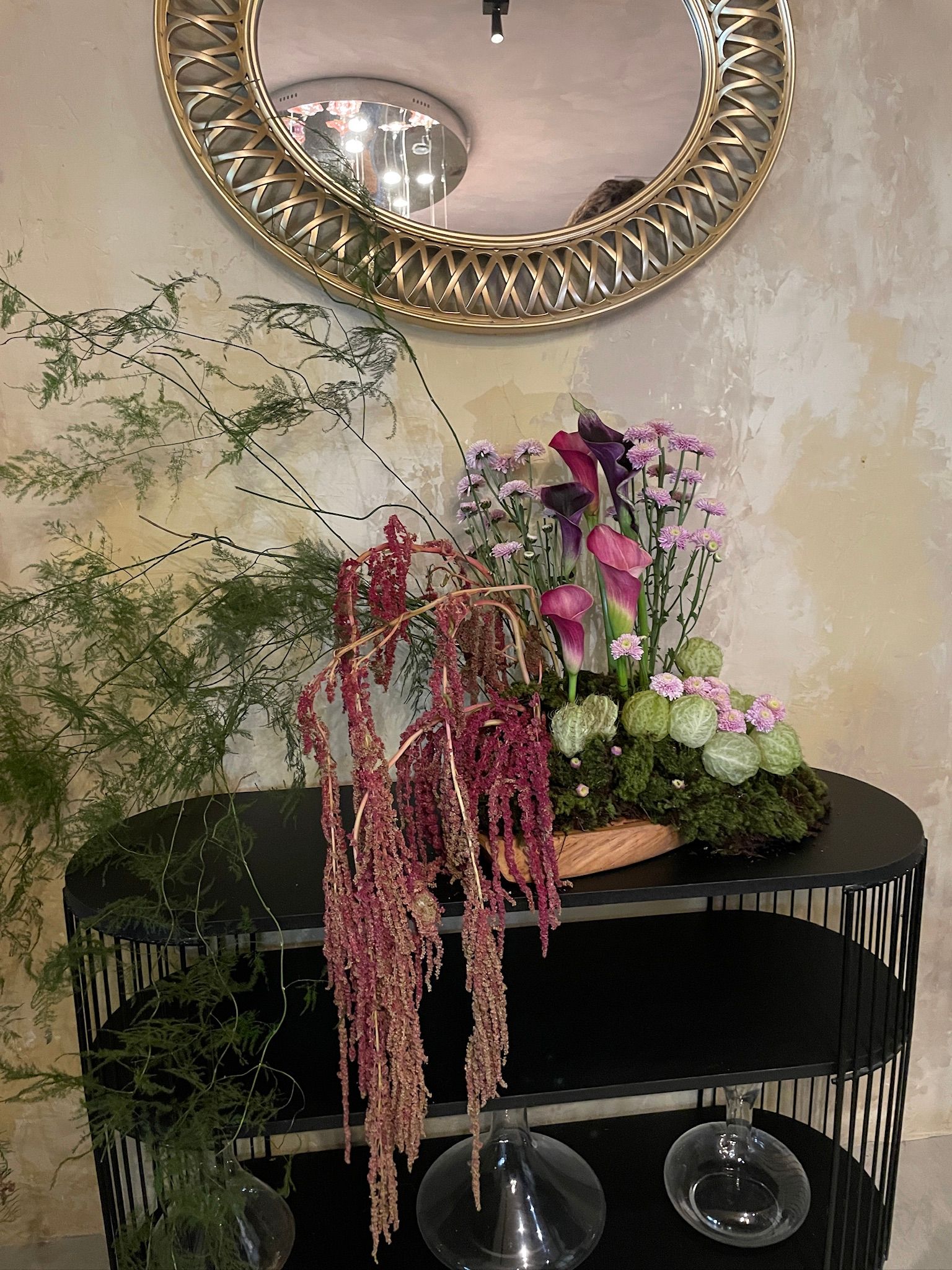 Instalação floral para lançamento de marca